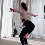  이혼 후 홀로 쌍둥이 키우기도 힘들텐데..몸매 관리는 <b>철저</b>하게