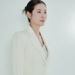 이태란, 슈트+셔츠로 뽐낸 독보적 분위기…<b>여전</b>한 동안 미모