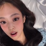 제니 ㄹㅇ <b>샵</b> 바꿨나봐