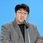 방시혁, 설 연휴 겹경사…'2025 빌보드 파워 100' 선정 [공식]