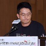 김준호, 통증 호소하더니 목디스크 수술… '<b>SBS</b> 연예대상'도 불참