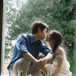 결혼' 에일리최시훈, 예비부부의 달콤한 키스…설렘 <b>폭발</b> 웨딩 화보