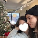 ‘기성용’ 한혜진, 딸과 즐거운 시간..볼 맞대고 행복한 엄마