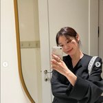 김연아, 85억 한강뷰 집 내부 공개..."<b>아늑</b>+따뜻한 인테리어"