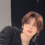 와 얘 <b>신인</b>이래