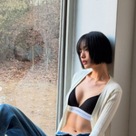 [모두드루와] 나나, 위아래 풀어헤친 파격 노출 [<b>SNS</b>]