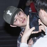 [모두드루와] 도경수, 러블리 셀카 포즈 시범 보여요 [포토엔HD]