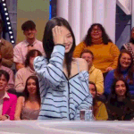 제니 프랑스 토크쇼 얼굴 보고가