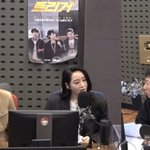 <b>정성일</b> “김혜수=앞뒤가 똑같은 사람, 가끔 아기처럼 철없어”(라디오쇼)