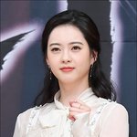 3대 <b>미녀</b>' 고아라, 역대급 실물…"지나가는 사람 다 쳐다봐"...