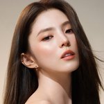 헤어 제품 광고로 보는 한소희 찰떡 머리색