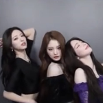 <b>유나</b>가 정말 예쁘지 않니?