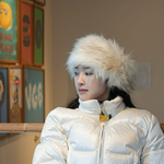 류이서, <b>투박</b>한 털모자가 이렇게 예쁠 일?…막 찍어도 화보가 따로...