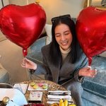 아이린, 사업가와 결혼 발표 후 파리行..호텔이 파티룸 같네