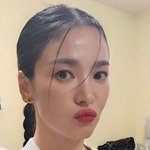 '43세' 송혜교, 초근접에도 절대 굴욕 없는 미모 공격