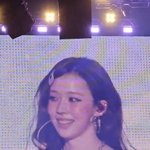 <b>윈터</b>보면 승모근 ㅂㄹ안중요한거같음