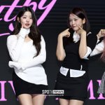 [포토S] 장원영-안유진, '예쁜 애 옆에 예쁜 애'