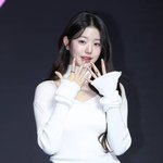 아이브 장원영 “럭키비키 마인드 장착하고 ‘애티튜드’ 작사”