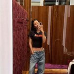 문가영, 말라도 너무 말랐네…한줌 허리에 바지도 <b>헐렁</b>