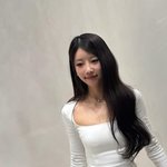 이미주, 송범근과 결별설 이후…말 없이 근황