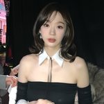 강민경, 오프숄더 입고 과감 노출…가녀린 어깨라인 [<b>DA</b>]