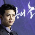 '4년째'옥택연 결혼설… 소속사 측 "커플 스냅사진일 뿐"