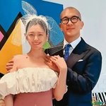 "제발 찍지마" 구준엽, 故서희원 유해 안고 대만 도착