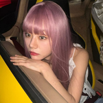 혜리, 이런 모습 처음이야…<b>조막</b>만한 얼굴에 파격 핑크 헤어 도전