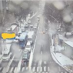 <b>방안</b>에서 날씨를 보는중