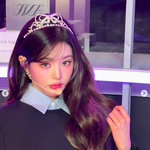 아이브 장원영, 사람이야 <b>AI</b>야?..왕관 쓰니 공주 그 자체