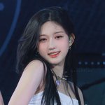 아이브 가을 사진 <b>털기</b>