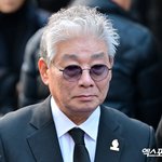 [모두드루와] 故 송대관 발인에 참석한 <b>염정훈</b> 대한가수협회 복지위원장[포토]