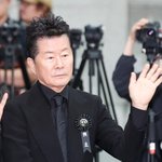 태진아, 故송대관 영결식 참석 "3일간 밥 못 먹고 치매 걸린 아내도...