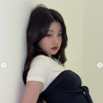 장원영, 뇌쇄적 눈빛에 반전 볼륨감까지 [N샷]