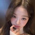 장원영 다음달에 파리 패션<b>위크</b> 가네