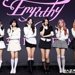 "장원영이 꿈"…8세 김하늘 양, 빈<b>소엔</b> '아이브' 보낸 화환도...