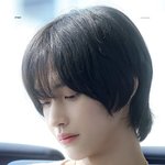 <b>원빈이</b> 내내 하고 다니던 별 목걸이의 비밀