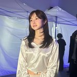 이혜성, <b>살짝</b> 드러낸 허리..시스루 치마로 성숙美