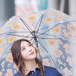 ‘눈 내리는 날에 만난 겨울 소녀’ (<b>동물</b>농장 출근길) [HD포토]