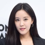 <b>효민</b>, '금융인과 결혼설' 입 열었다…"많은 축복과 관심 감사"...