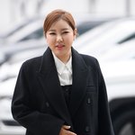 송가인 '라디오에 뜬 가인이어라'[엑's <b>HD</b>포토]