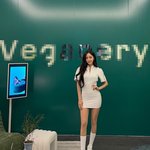 사업가 된 효민, 금융맨과 결혼 발표 후 근황..비현실적 <b>S라인</b>