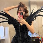 리사, 매혹적인 하의실종 악마..파격의 비주얼