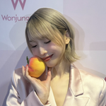 인간 복숭아' 트와이스 모모, 핑크빛 블러셔로 '과즙미'