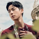김석진 <b>헤어</b>스타일링 항상 아쉽지 않아?