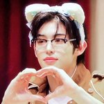 킥플립에 잘생긴 애 있더라