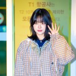 [사진]르세라핌 홍은채,'아침 햇살에 반짝반짝'