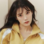 아이유 아웃도어 브랜드 새 화보 공개