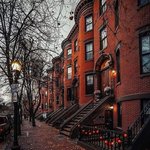 토요일 근무 <b>시작</b>.