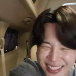 지나가는 사람들한테 지민 <b>who</b> 아냐고 물어보고싶당